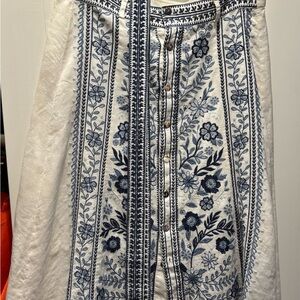 JW LosAngeles line of Johnny Was Beautiful Embroidered White and Blue Skirt